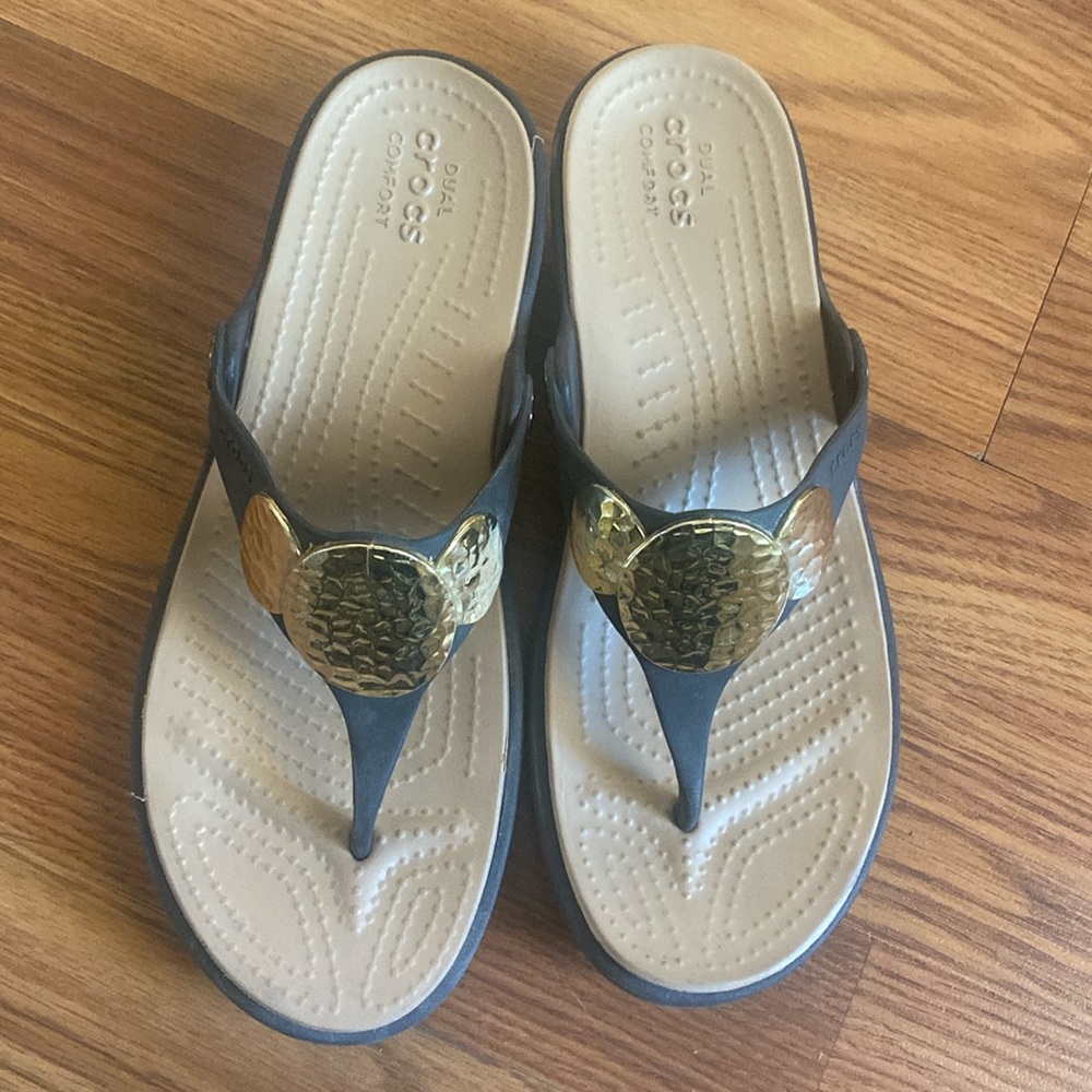 Cute Croc sandals!
